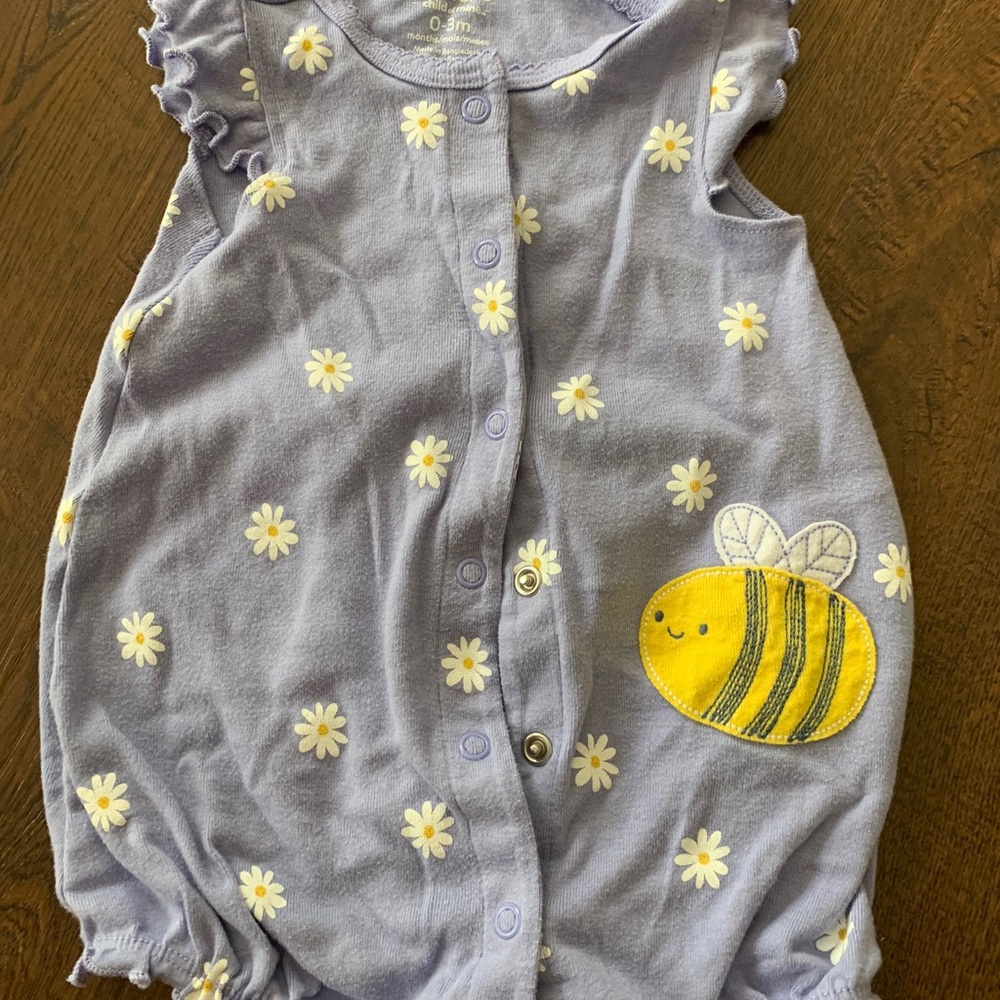 Adorable Purple Kids Pajamas with Bee Design